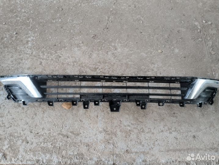 Решетка бампера переднего Haval Jolion