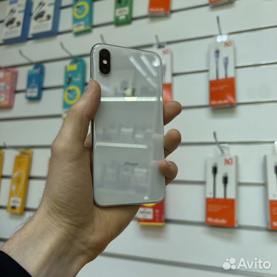 iPhone X, 64 ГБ
