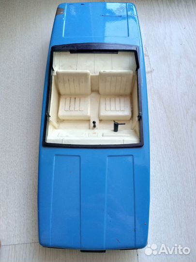 Машинка СССР железная 17 17 лен