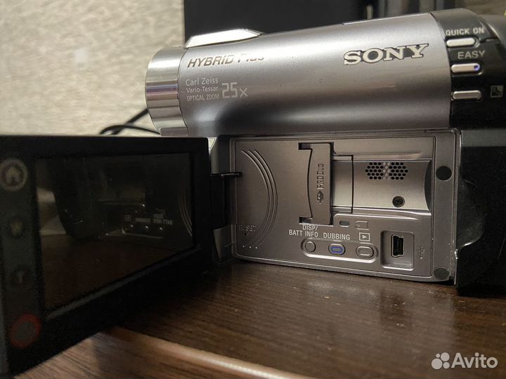 Видеокамера sony