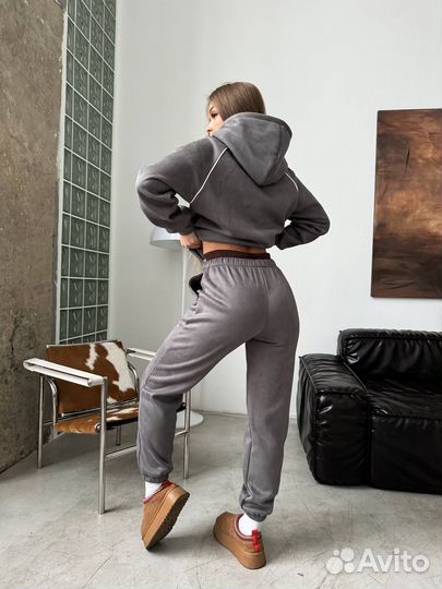 Утепленный костюм тройка miu miu