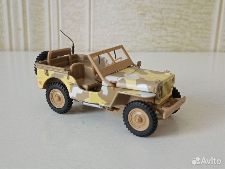 Модель Willis Cararama 1:43