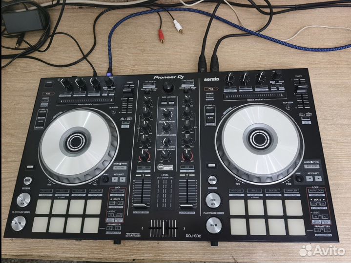 Dj контролер Pioneer DDJ SR2