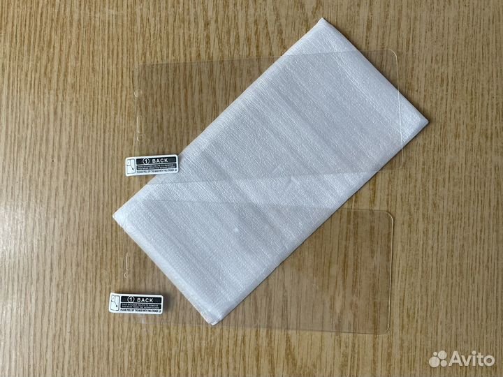 Защитное стекло на Huawei P Smart 2018 года