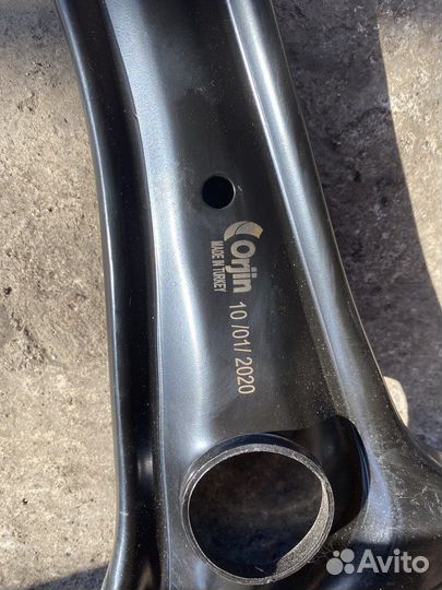 Toyota vitz scp10 рычаг