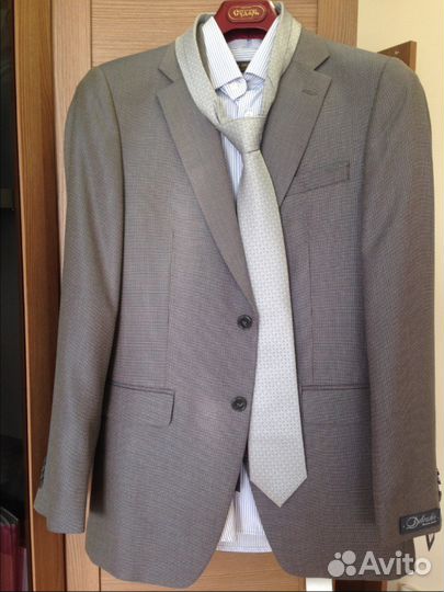 Костюм мужской новый