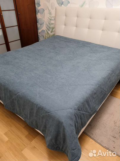 Покрывало на кровать 240х240