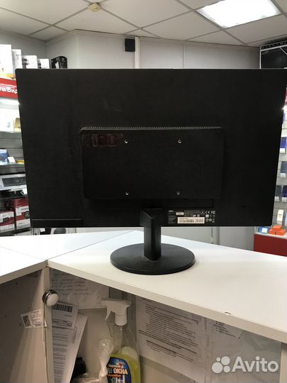 Монитор Loc E2270win