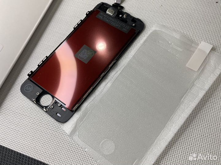 Экран iPhone 5s / SE