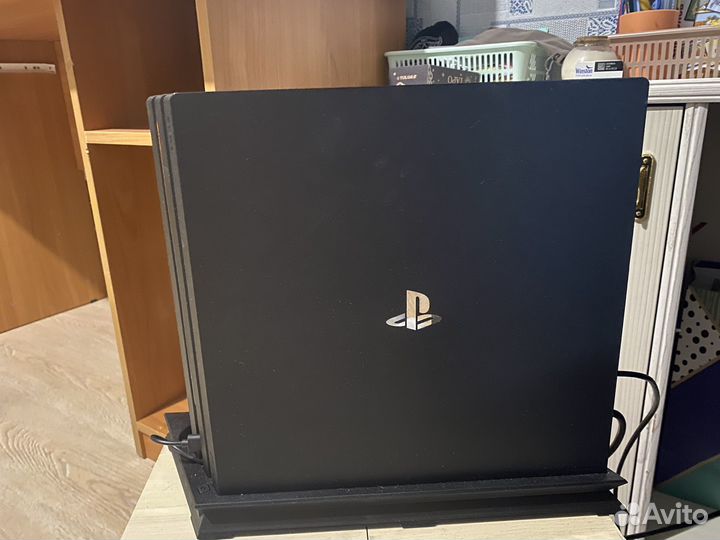 Sony playstation 4 pro 1tb