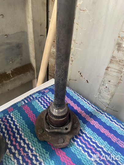 Продам полуось левая на Сузуки гранд эскудо