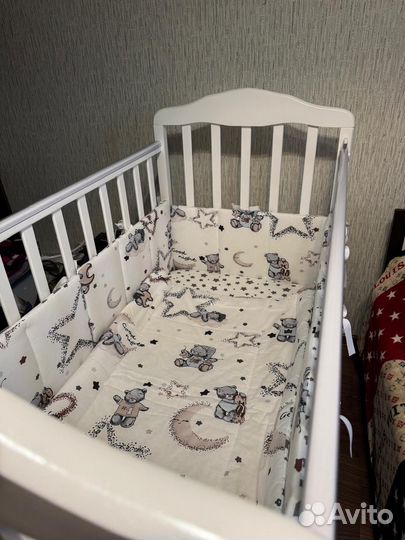 Детская кроватка