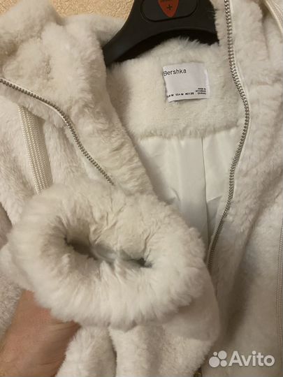 Шуба женская искуственная bershka