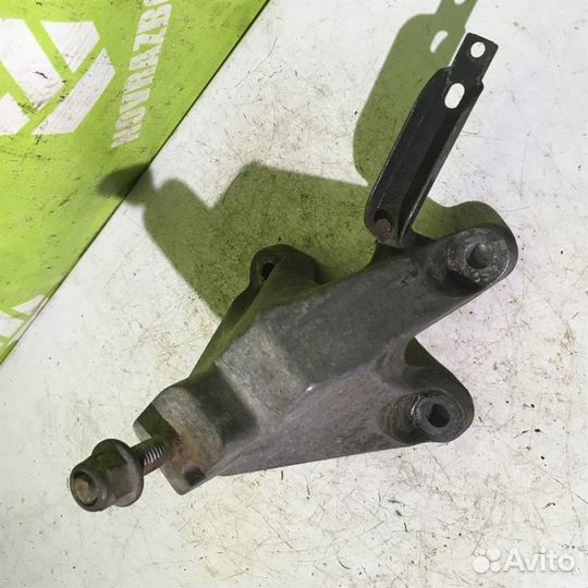Кронштейн кпп левый Форд Фокус 1
