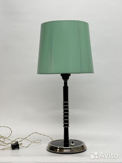 Лампа настольная