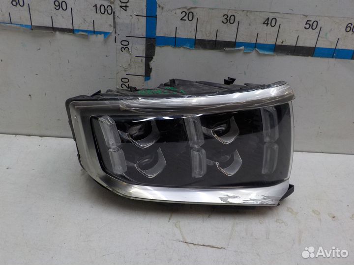 Фара правая Kia Mohave