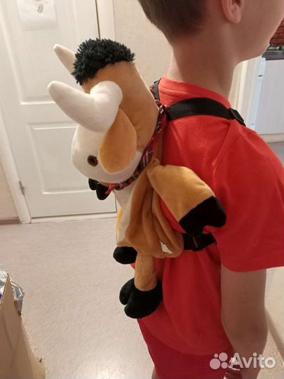 Игрушка-рюкзак Бык