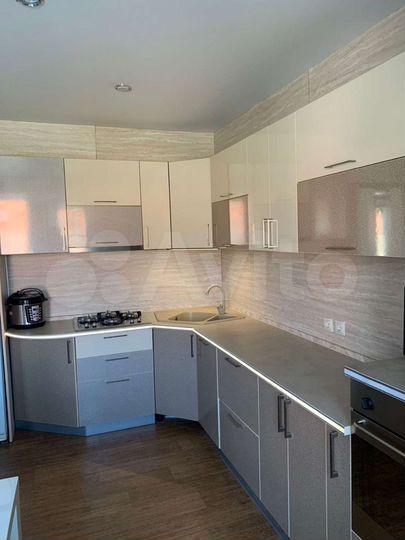 4-к. квартира, 110,9 м², 2/10 эт.