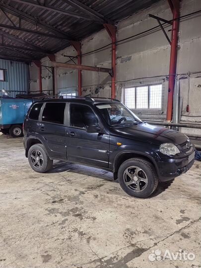 Chevrolet Niva 1.7 МТ, 2010, 180 000 км