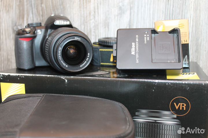 Зеркальный фотоаппарат Nikon d3100