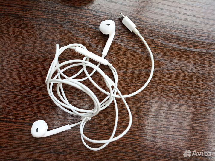 Наушники apple earpods lightning