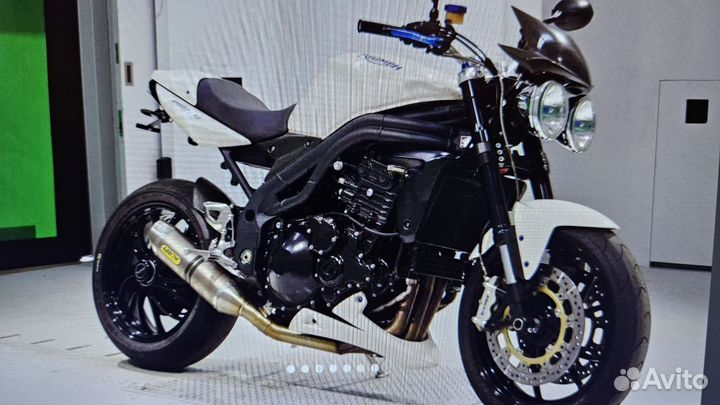 Triumph Speed Triple 1050 (пробег 15000км)