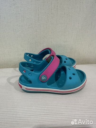 Сандалии crocs c7