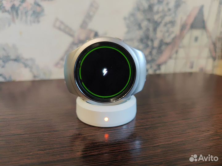 Часы samsung Gear s2