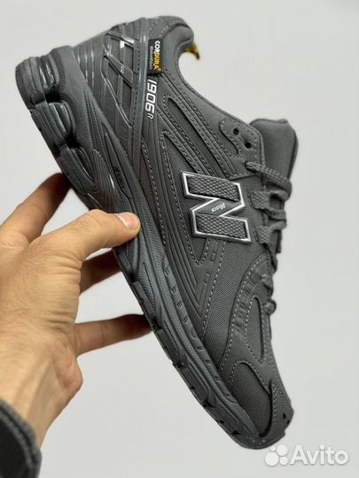 Кроссовки new balance 1906r black taupe