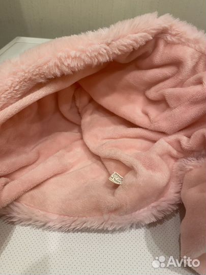 Шапка с движущимися ушами