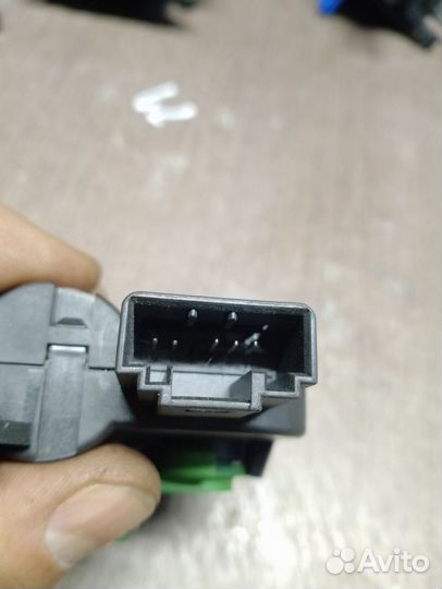 Моторчик заслонок отопителя Audi A4 B7 2007 г