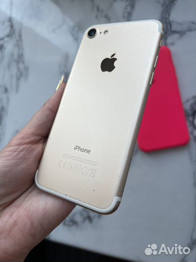 iPhone 7, 32 ГБ
