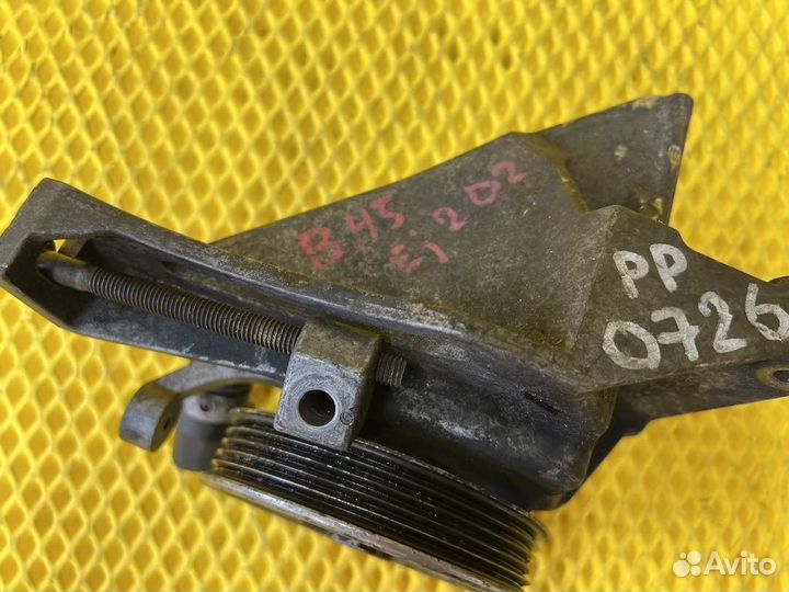 Насос гур Subaru Legacy BE BH EJ202 верх подач