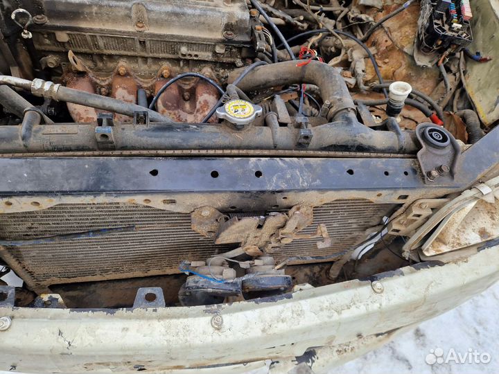 Радиатор охлаждения Mitsubishi Lancer 7 4G15 АКПП