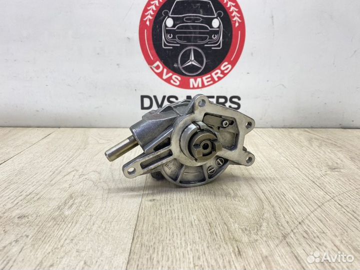Вакуумный насос Mercedes Ml W164
