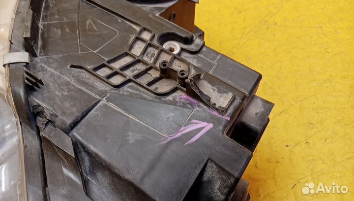 Фара левая X6 F16