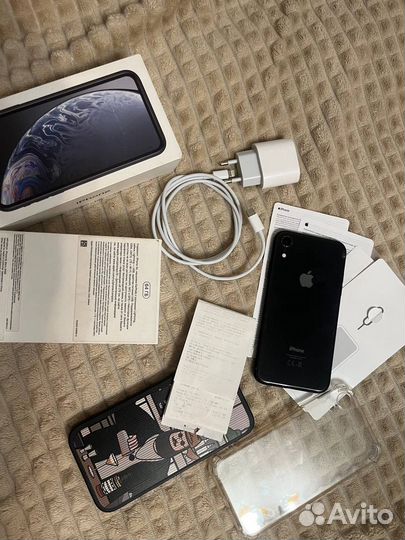 iPhone Xr, 64 ГБ
