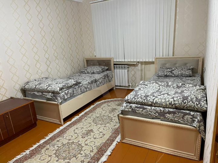 4-к. квартира, 110 м², 1/5 эт.