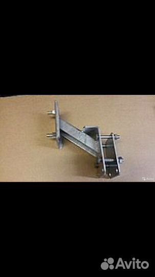 Для легкового прицепа кронштейн запаски штатный