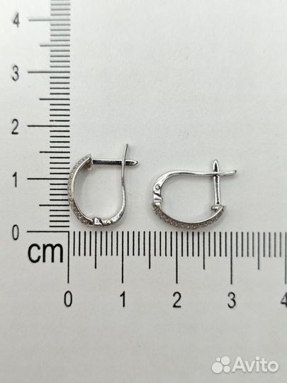 Серьги из белого золота 585 с бриллиантами 0,23 ct