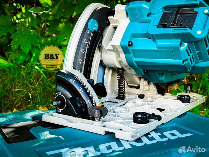 Аккумуляторная дисковая пила Makita LXT DSP600ZJ