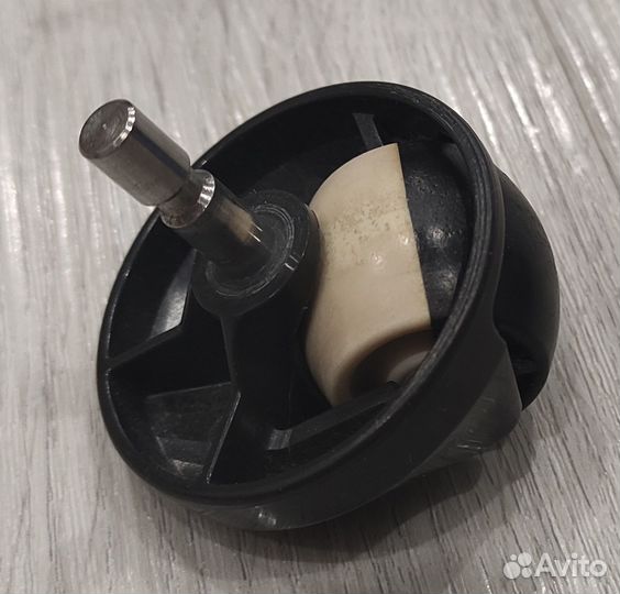 Переднее колесо IRobot Roomba 530