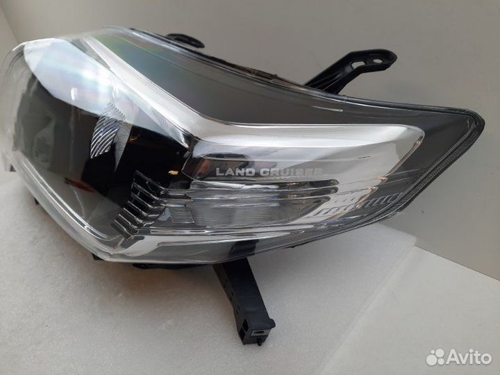 Фара левая Toyota Land Cruiser Prado 150 2013-2017