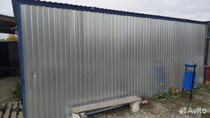 Жилые вагончики б/у