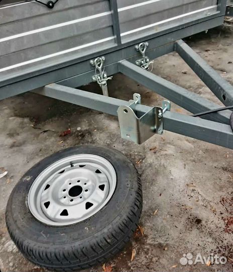 Кронштейн запасного колеса универсальный