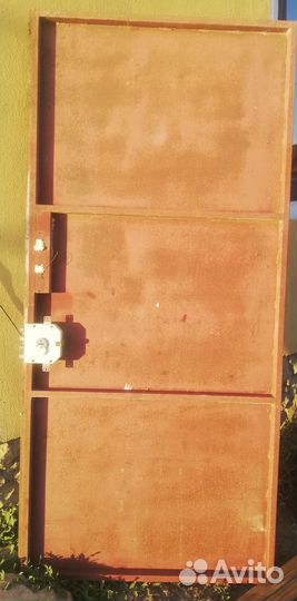 Дверь входная металлическая