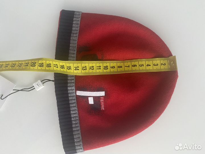 Шапка детская, новая. ferre