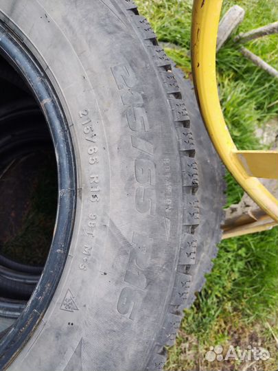 Pirelli Formula Ice 215/65