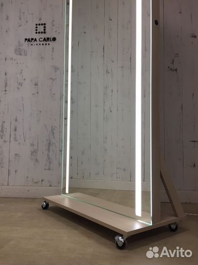 Гримерное зеркало с LED подсветкой