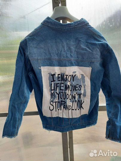 Джинсовая куртка женская